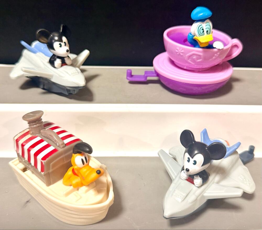 McDonald's Mickey & Minnie's Runaway Railway Happy Meal toys Pluto Donald